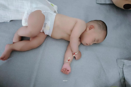 株洲孕妇肚子一跳一跳